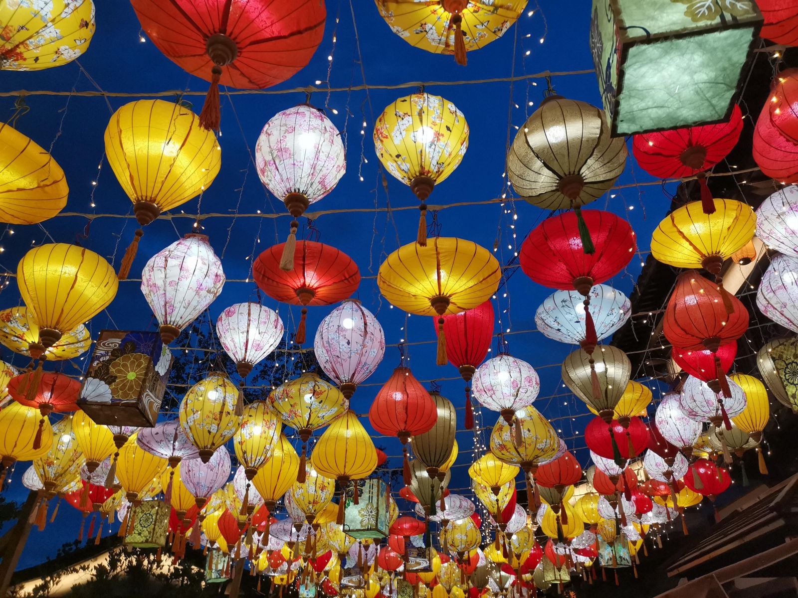 Chinese Lanterns History, Types and Production